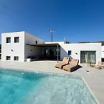 Faragas Hill Oasis *