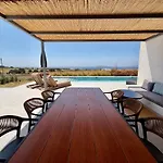 Faragas Hill Oasis Willa *