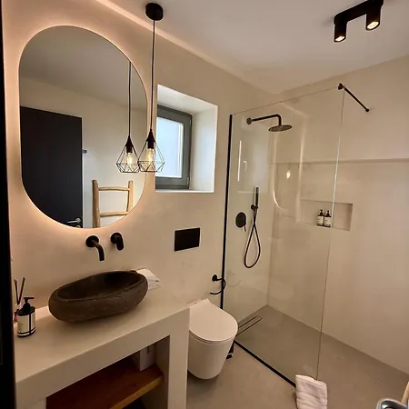 Faragas Hill Oasis Villa Angairiá