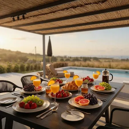 Faragas Hill Oasis Villa *