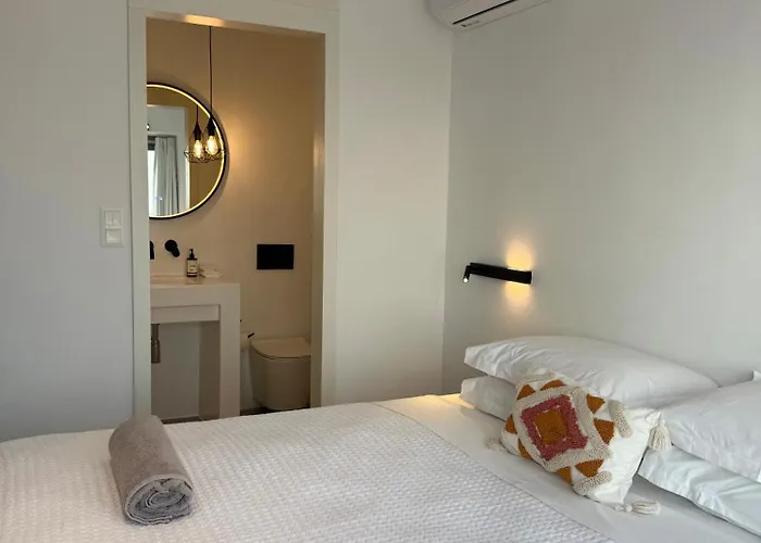 Faragas Hill Oasis Villa Angairia